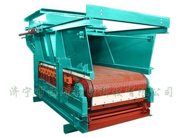 帶式（甲帶）給料機具有運行平穩(wěn)、節(jié)能、環(huán)保等優(yōu)點